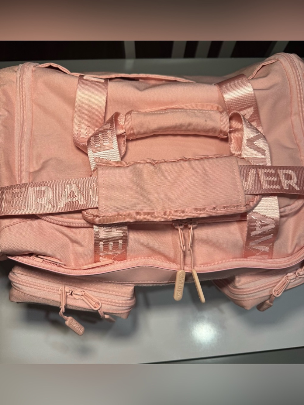Wolfpak 30L Pink Perfect Duffle Dream Bag - Picture 16 of 16